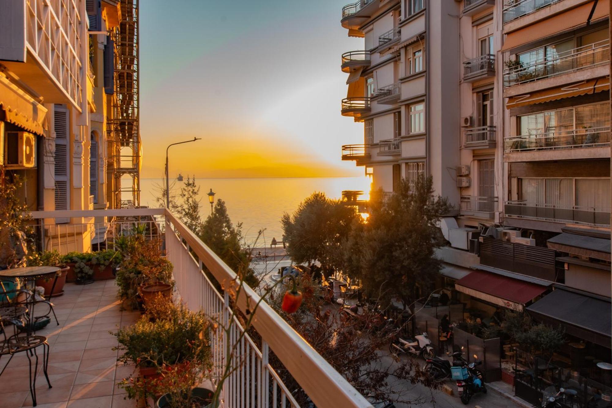 شقة Houseloft Koromila Sea View سالونيك المظهر الخارجي الصورة